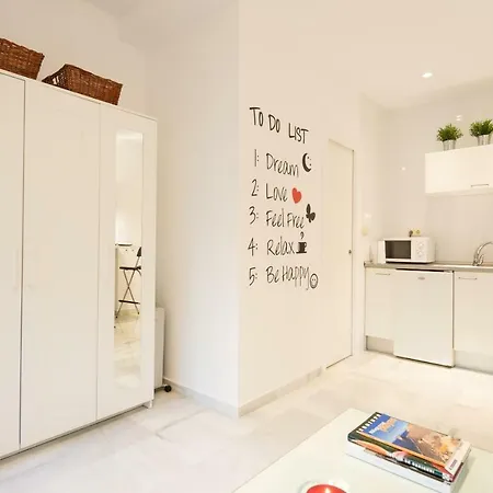Garum Malagueta Beach Apartment